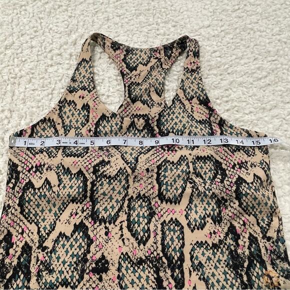 Pro Player Snake Print Wicking Sports Bra Built In Shelf Bra size M - Picture 8 of 11